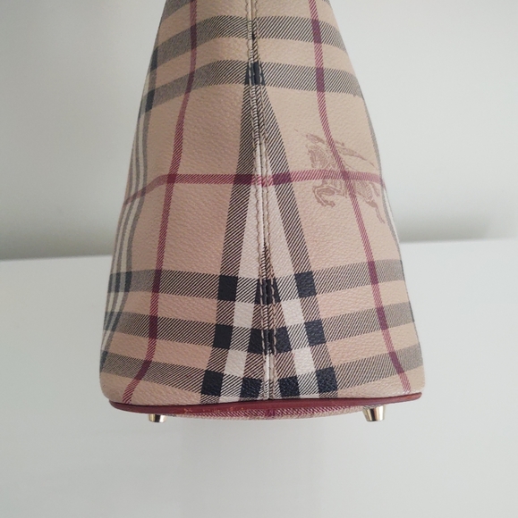 Burberry Haymarket Medium Tote - Picture 6 of 14